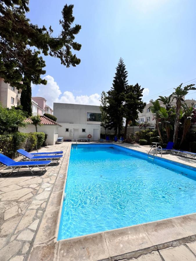 Pafia Sunbeach Townhouse Pafos Exterior foto