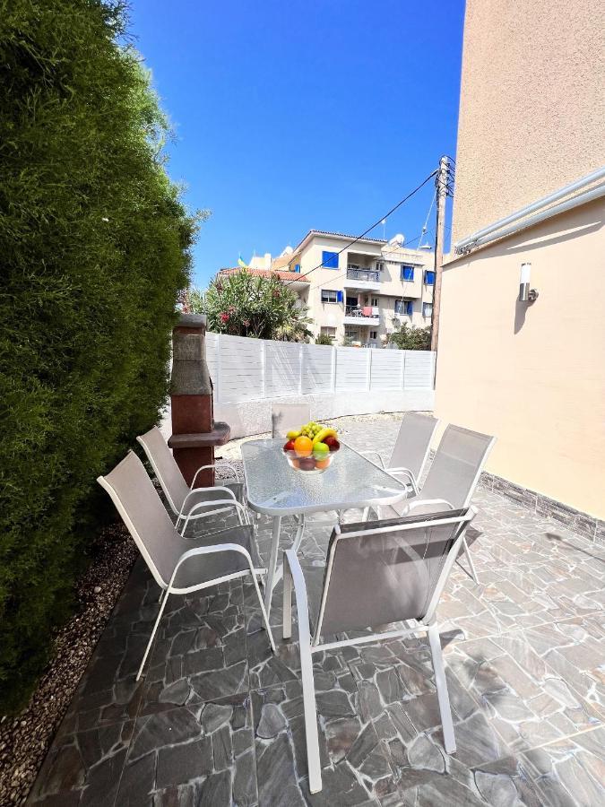Pafia Sunbeach Townhouse Pafos Exterior foto